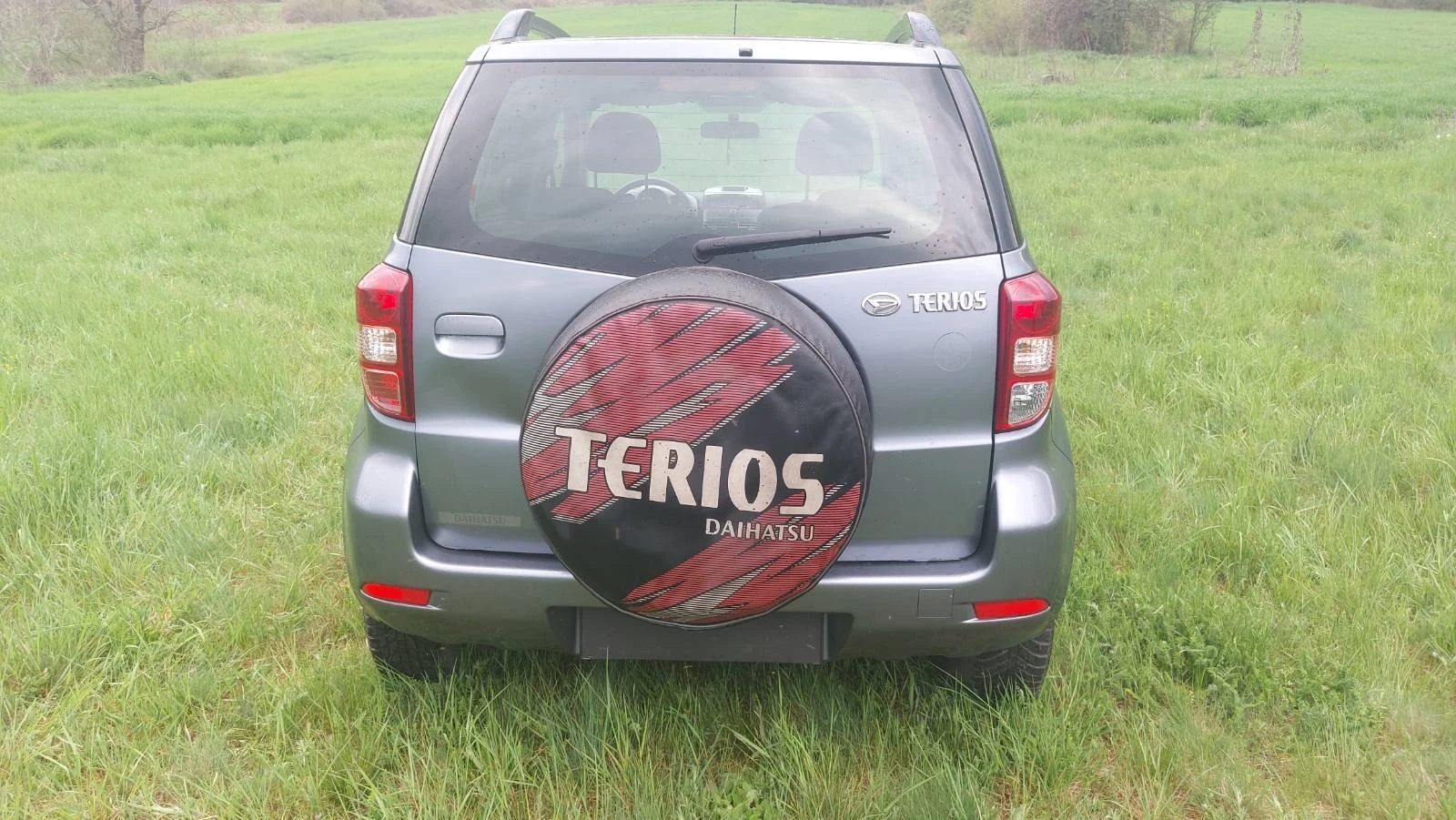 Daihatsu Terios 1.5 DOHC 16 V, снимка 5 - Автомобили и джипове - 54731959