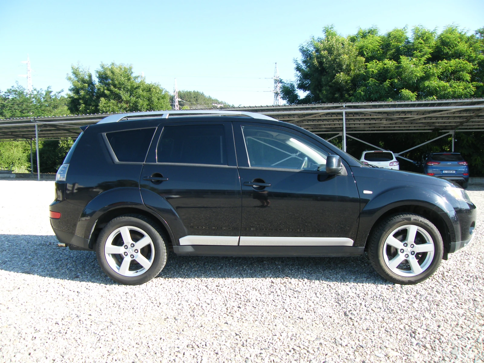 Mitsubishi Outlander 2.0 TDI 4x4 , снимка 3 - Автомобили и джипове - 55346958