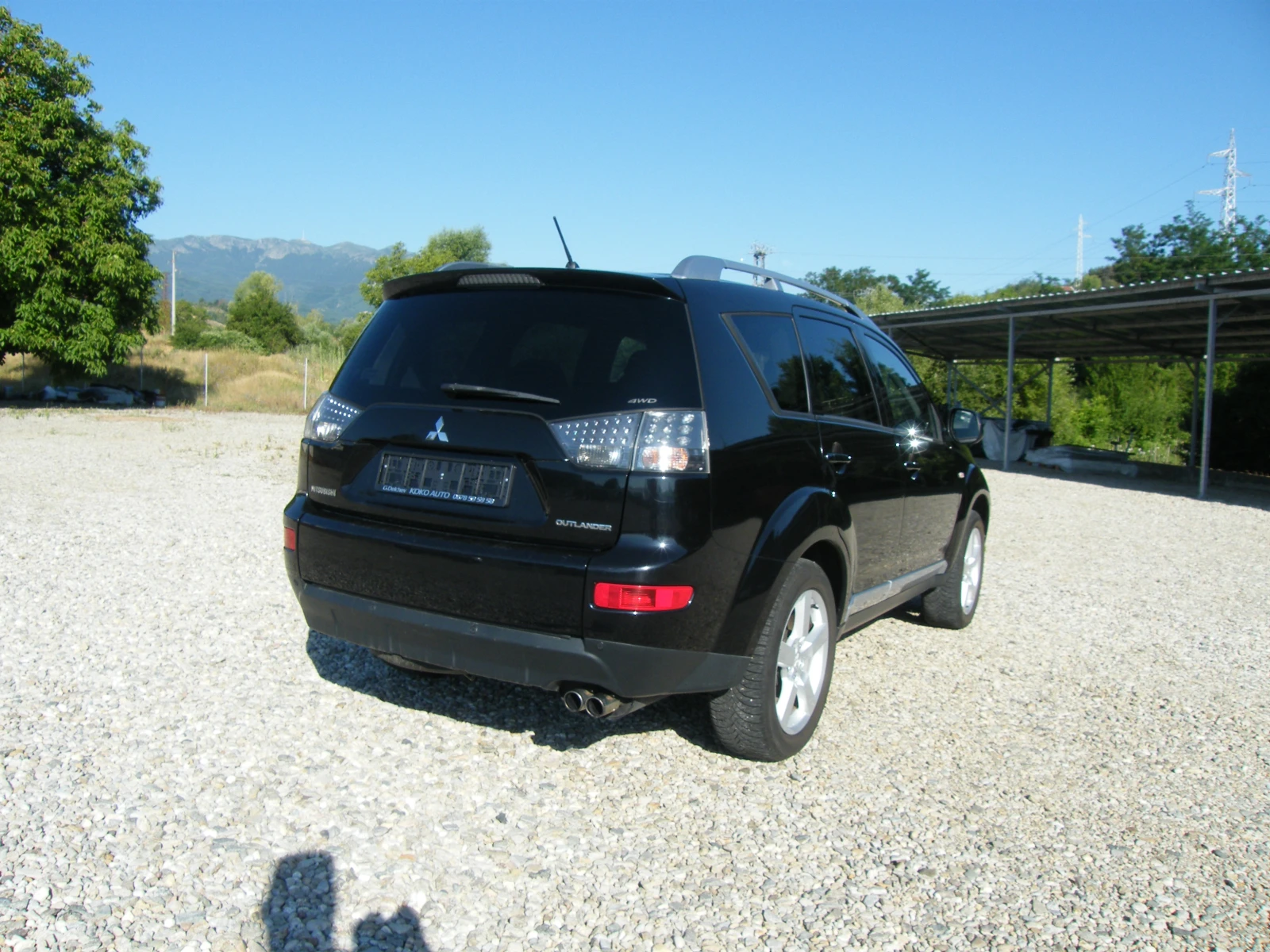 Mitsubishi Outlander 2.0 TDI 4x4 , снимка 4 - Автомобили и джипове - 55346958