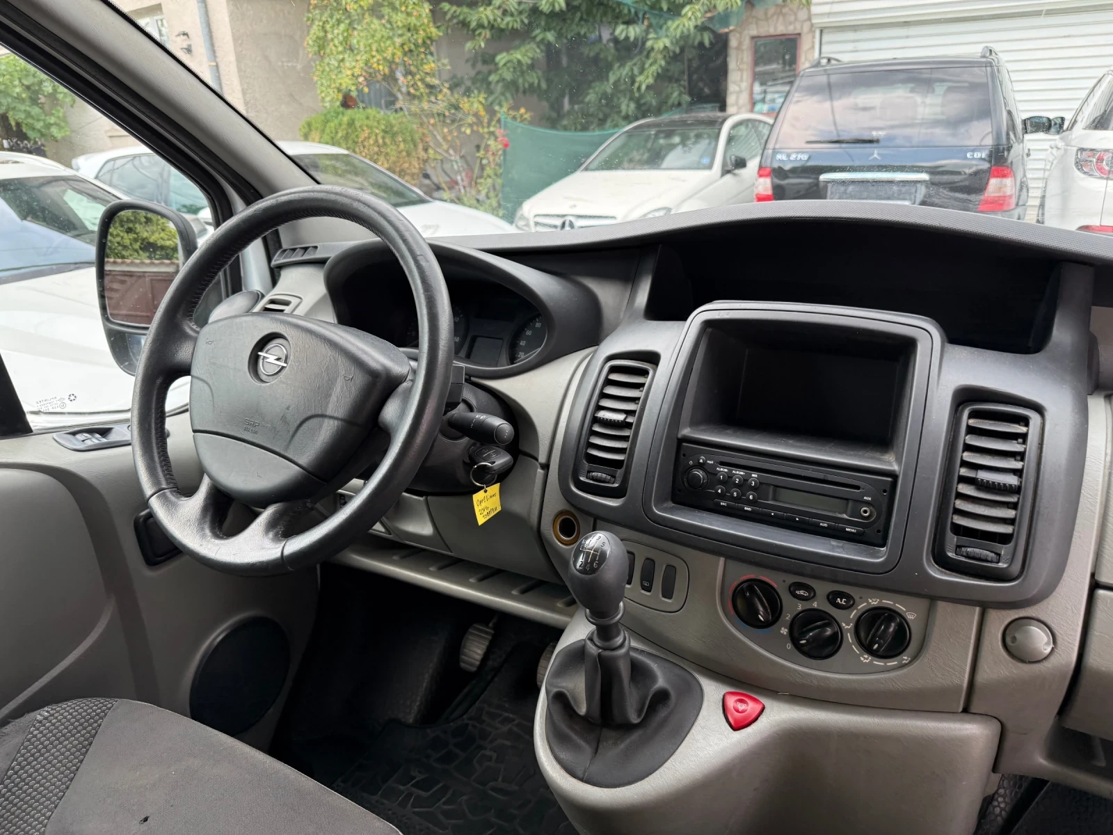 Opel Vivaro 2.0CDTI  | Mobile.bg � ����������� 10