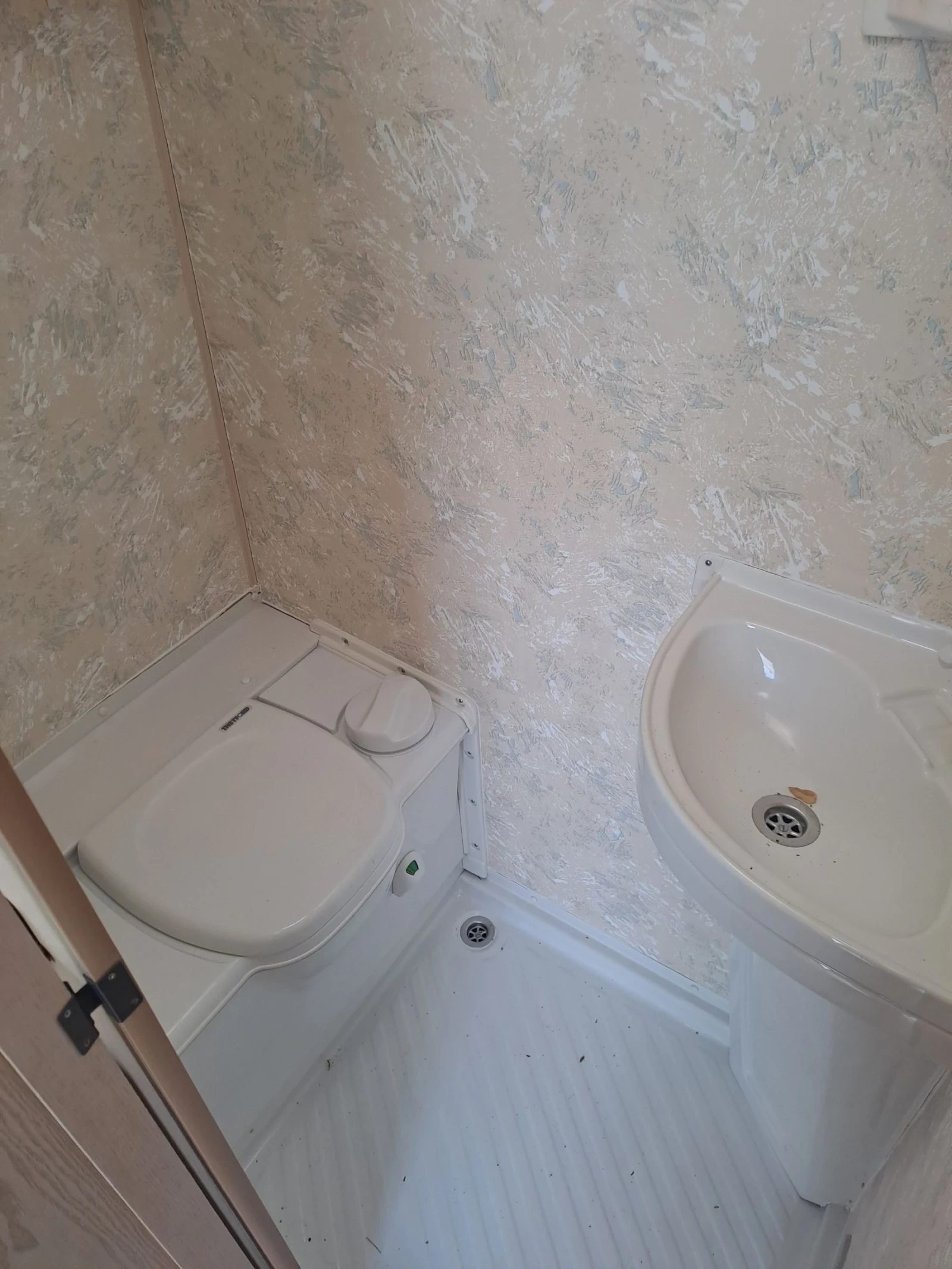  Shato  | Mobile.bg   11