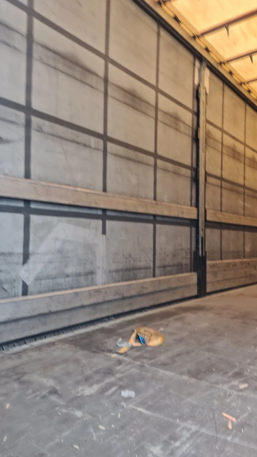 ����������� Schmitz | Mobile.bg � ����������� 7