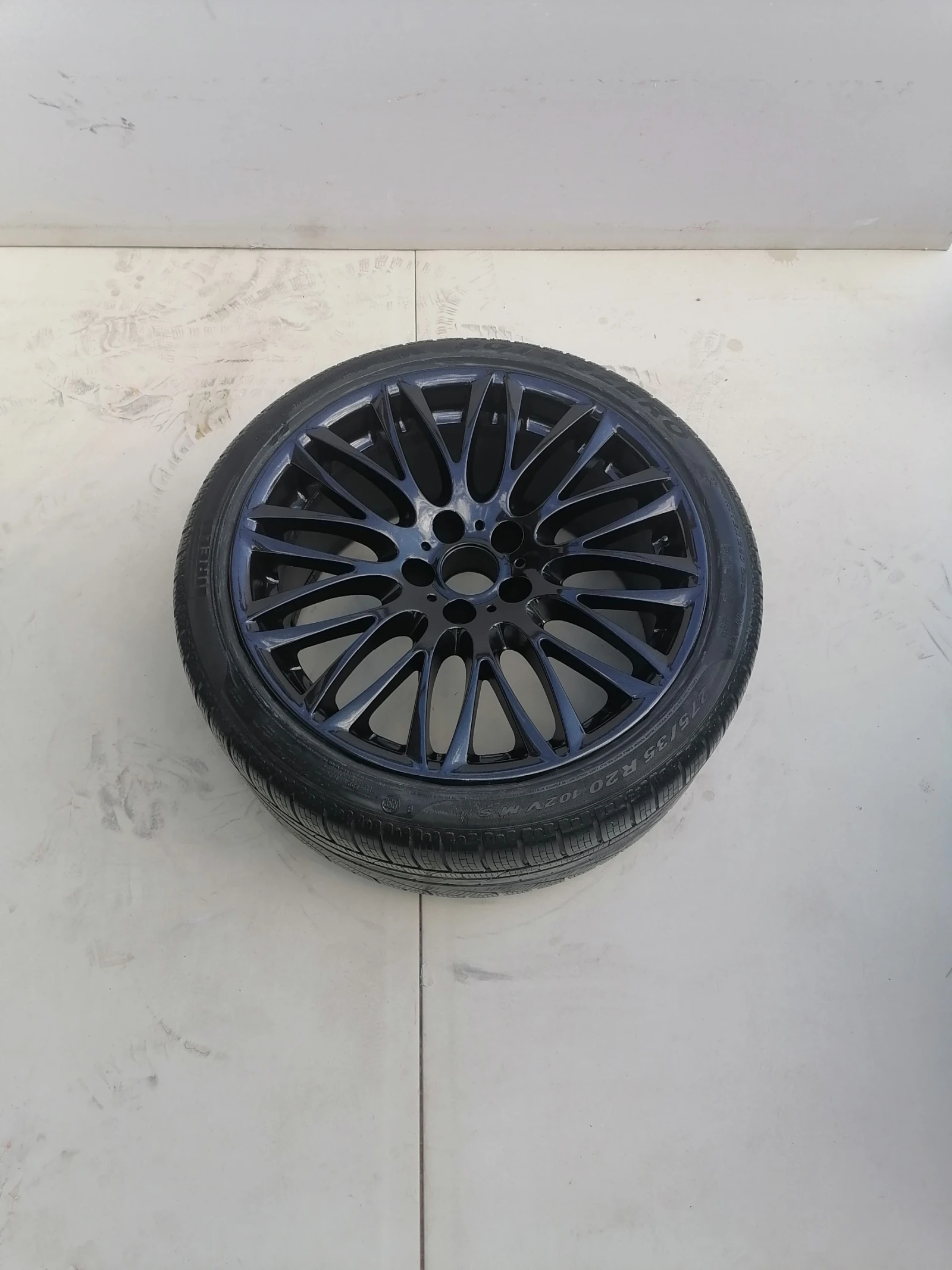 Гуми с джанти Hankook 245/40R20, снимка 2 - Гуми и джанти - 55729864