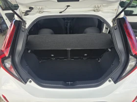 Toyota Aygo 1.0 VVT-i CVT Автоматик| Камера| Автопилот, снимка 17