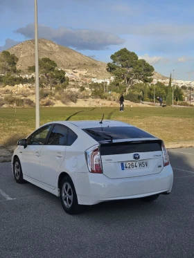 Toyota Prius 1.8 хибрид - 9900 € / 19362.72 лв. - 72676029 3