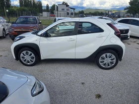 Toyota Aygo 1.0 VVT-i CVT Автоматик| Камера| Автопилот | Auto.bg — изображение 9