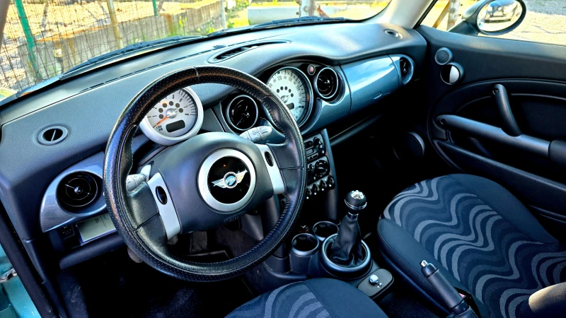 Mini One 1.6, снимка 11 - Автомобили и джипове - 48067301