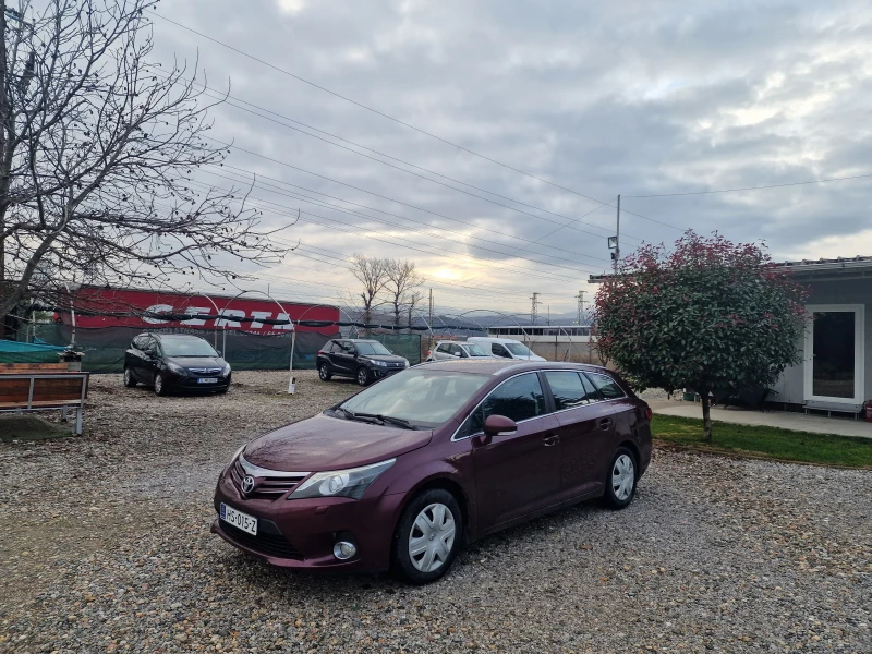 Toyota Avensis 1.8VVTi Navi GPL, снимка 2 - Автомобили и джипове - 48343371