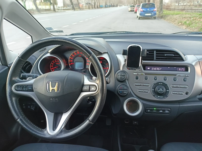 Honda Jazz 1, 4 газ/бензин, снимка 5 - Автомобили и джипове - 48369531