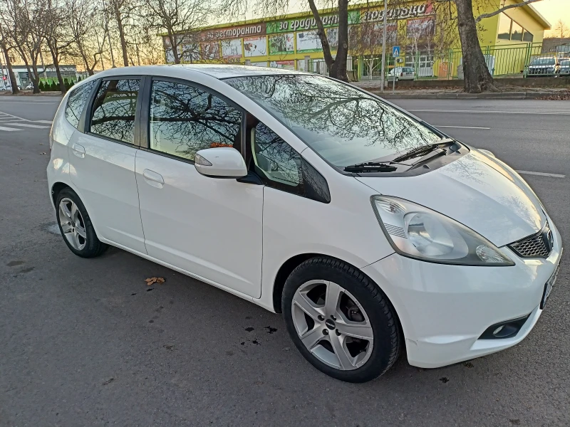 Honda Jazz 1, 4 газ/бензин, снимка 3 - Автомобили и джипове - 48369531