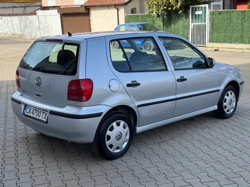 VW Polo 1.0 MPI КЛИМАТИК, снимка 4 - Автомобили и джипове - 49565651