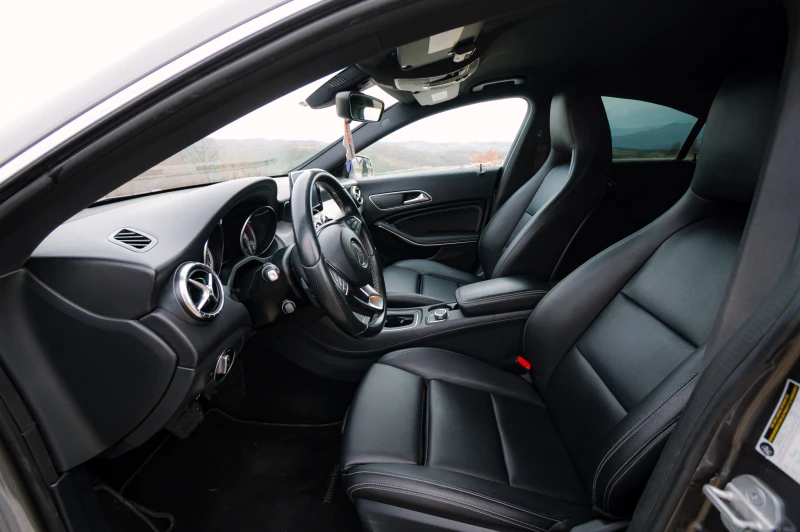 Mercedes-Benz CLA 250 AMG  PACK, снимка 8 - Автомобили и джипове - 49684143