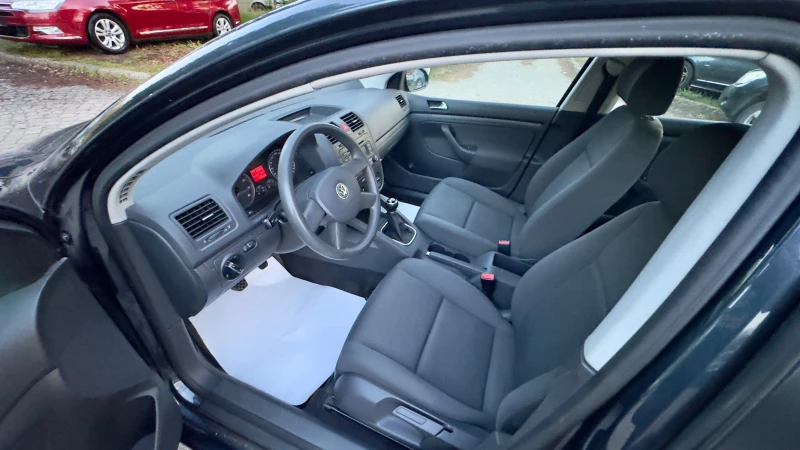 VW Golf 1.4i-КЛИМАТИК, снимка 9 - Автомобили и джипове - 49945719