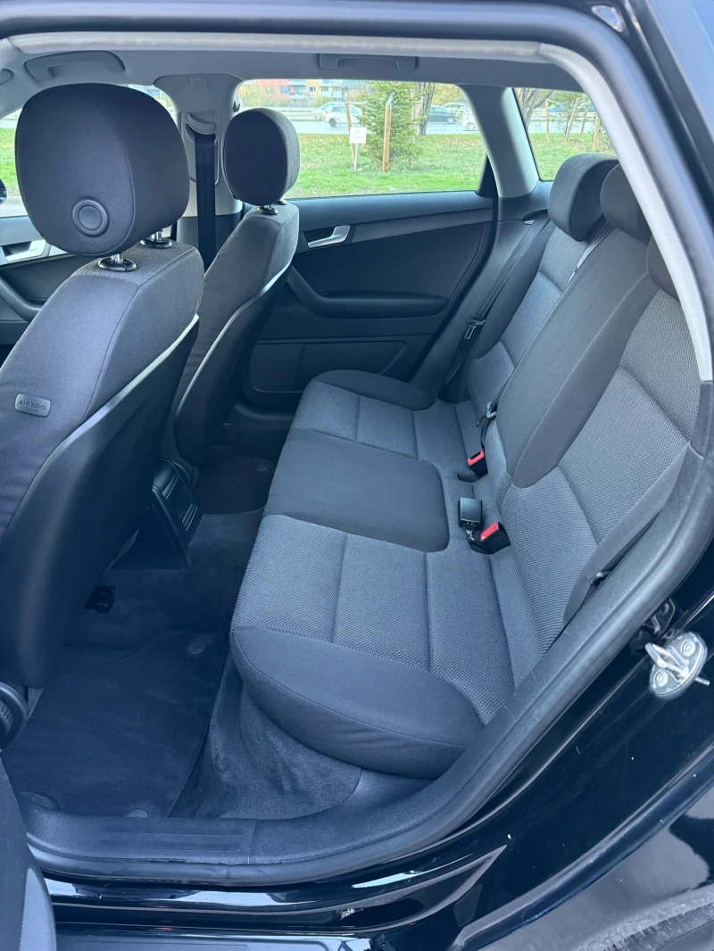 Audi A3 Sportback 1.6TDI СЕРВИЗНА ИСТОРИЯ!, снимка 10 - Автомобили и джипове - 52404063