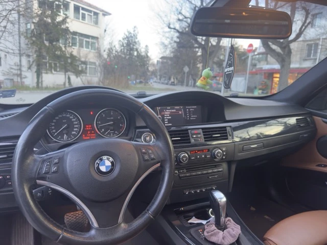 BMW 330, снимка 9 - Автомобили и джипове - 47347461