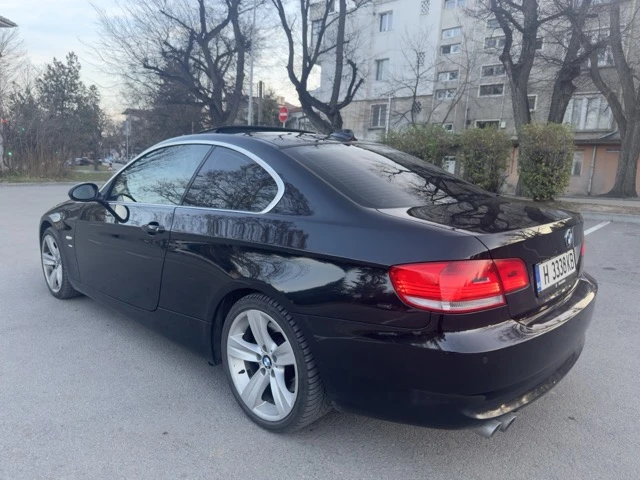 BMW 330, снимка 4 - Автомобили и джипове - 47347461