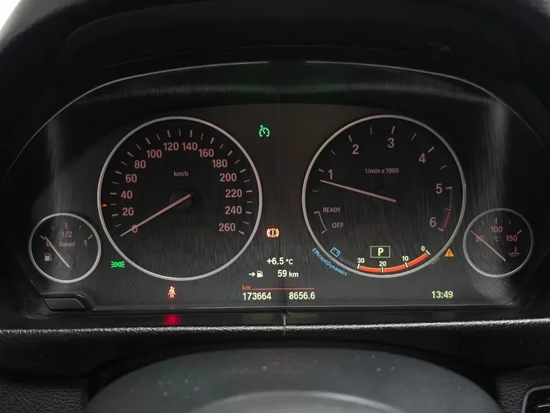 BMW 320 D - изображение 8