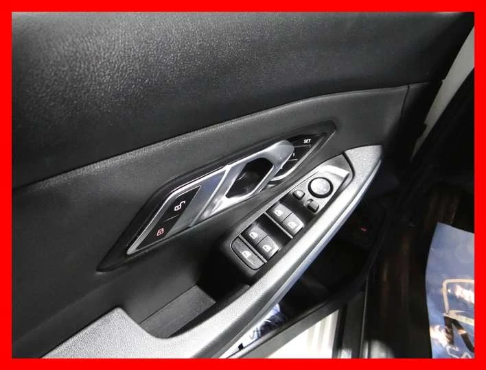 BMW 330 330I X-DRIVE * NAVI/BACKUP CAM/LEATHER/SUNROOF/LOA, снимка 14 - Автомобили и джипове - 53913947