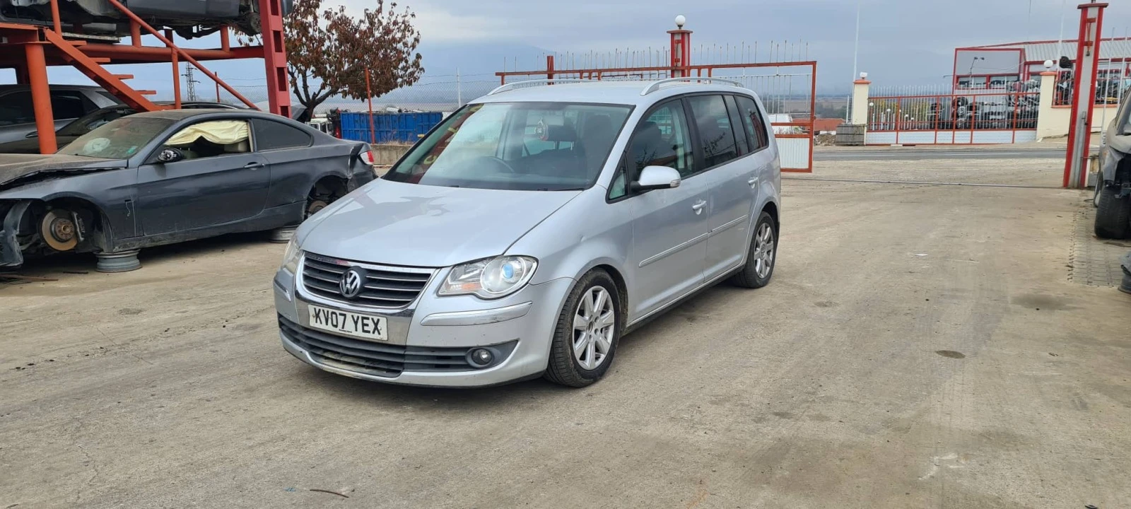 VW Touran 2.0 - [1] 