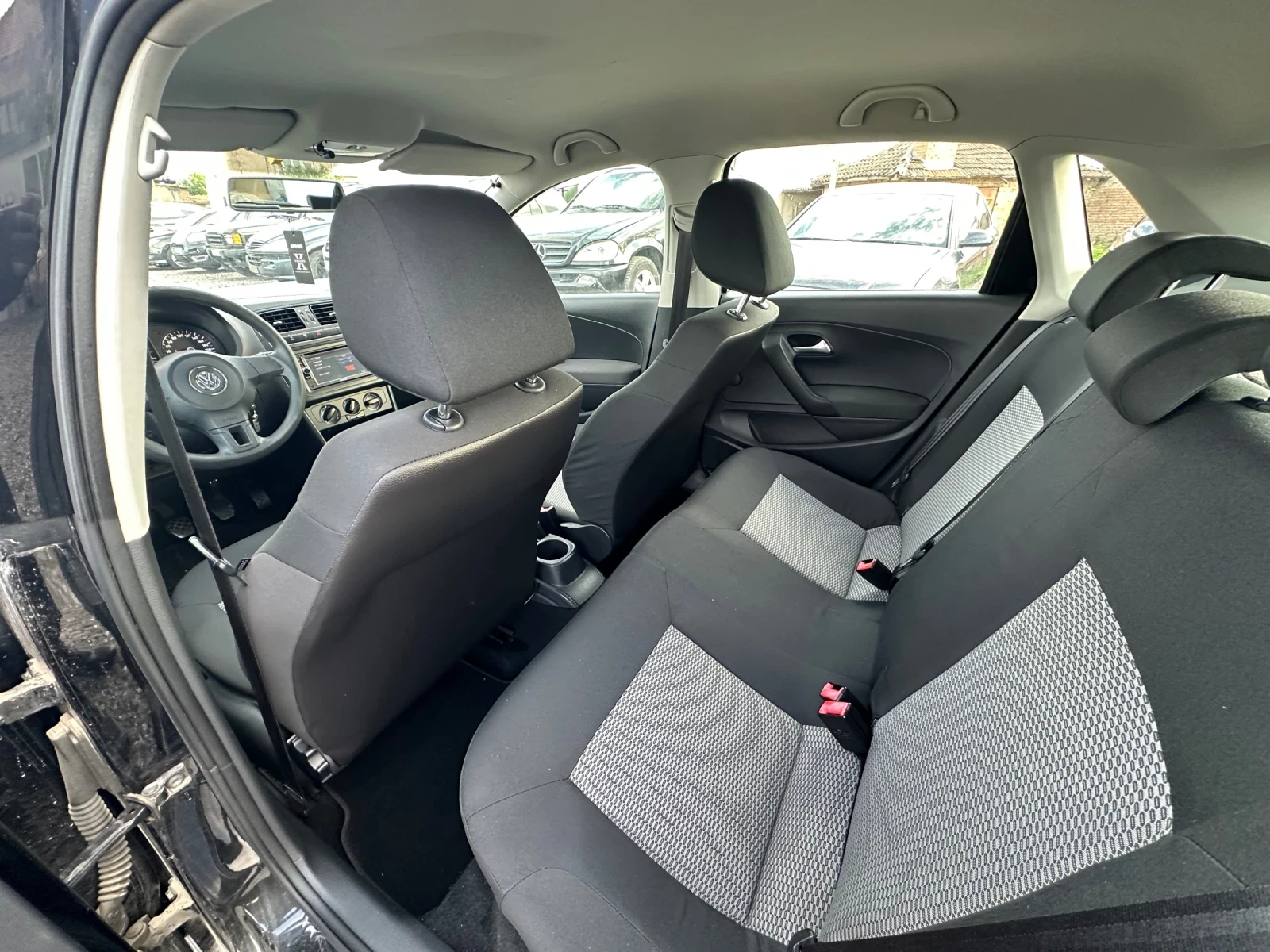 VW Polo 1.4 TDI/НАВИГАЦИЯ/ - изображение 10