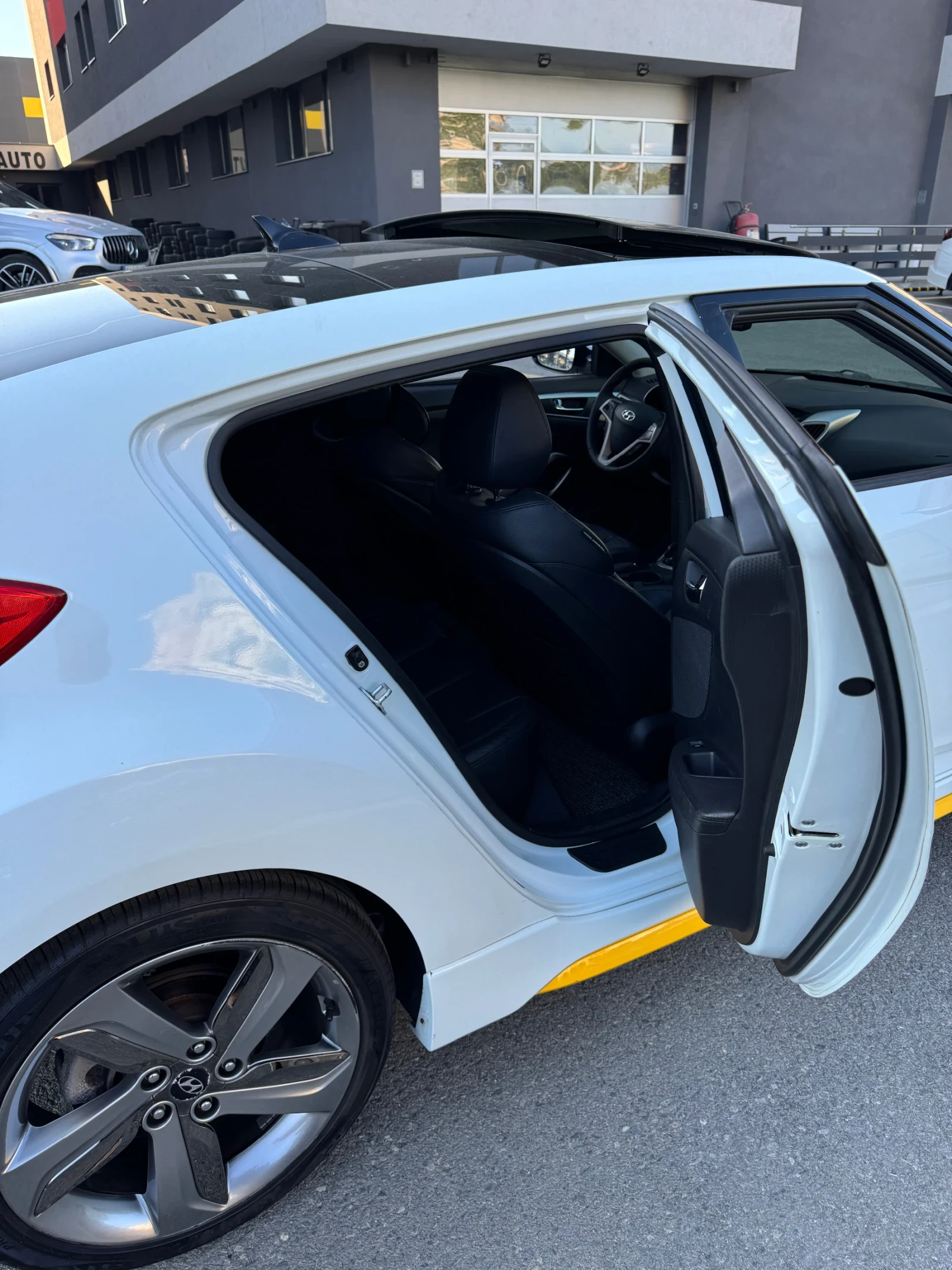 Hyundai Veloster   - изображение 6