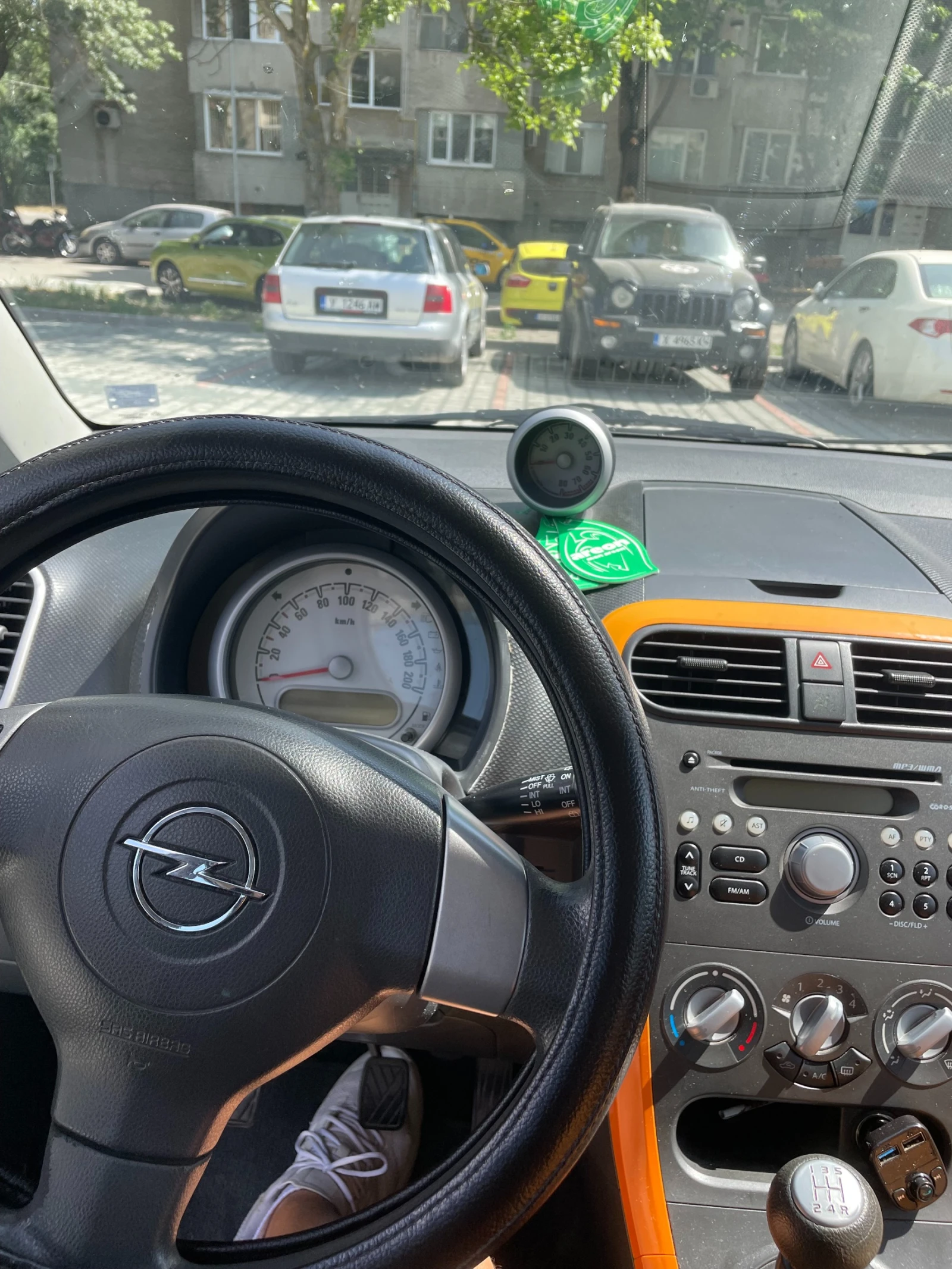Opel Agila 1.0 MT - изображение 3