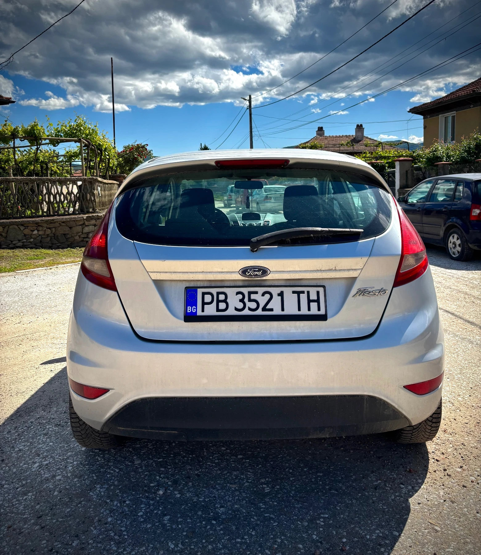 Ford Fiesta 1, 4 - изображение 3