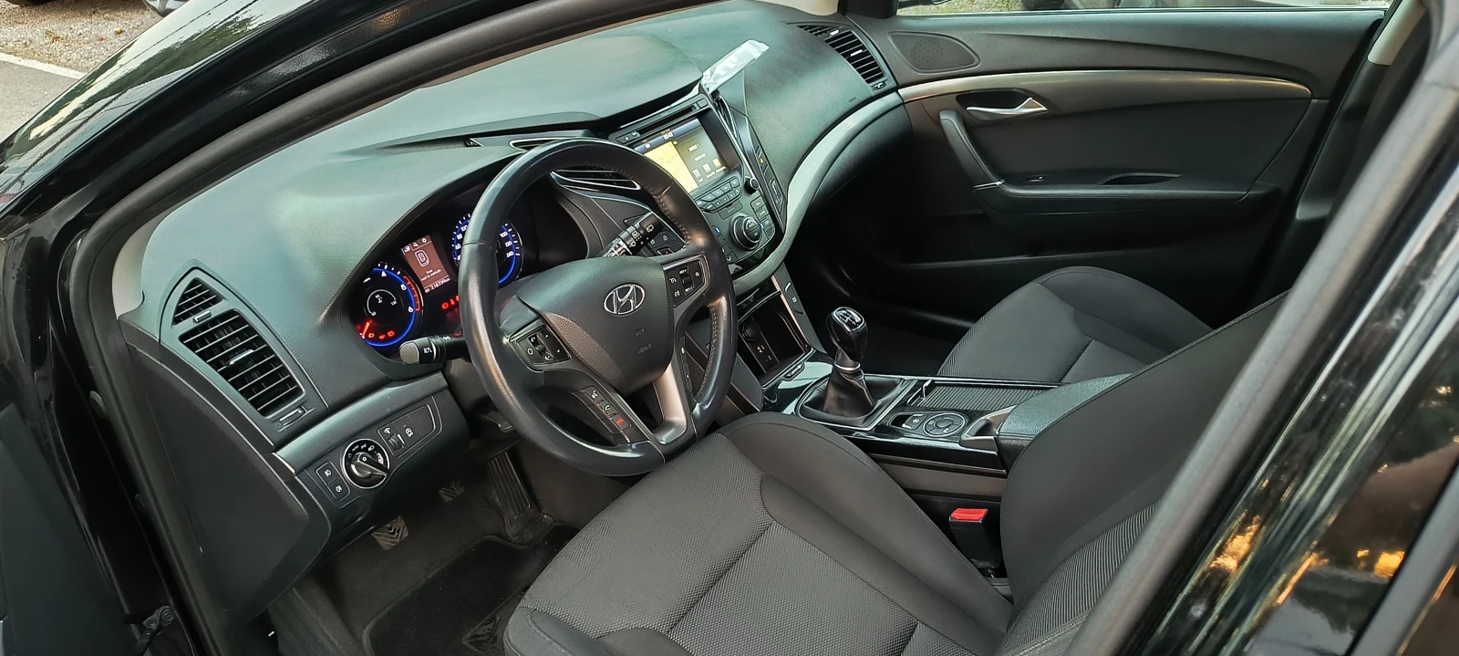 Hyundai I40 1.7- 140 коня - изображение 6