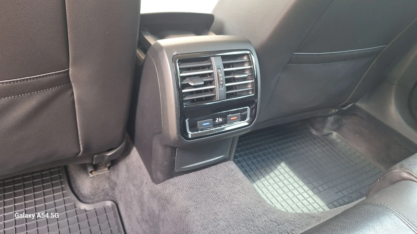 VW Passat 2.0 TDI  - изображение 10