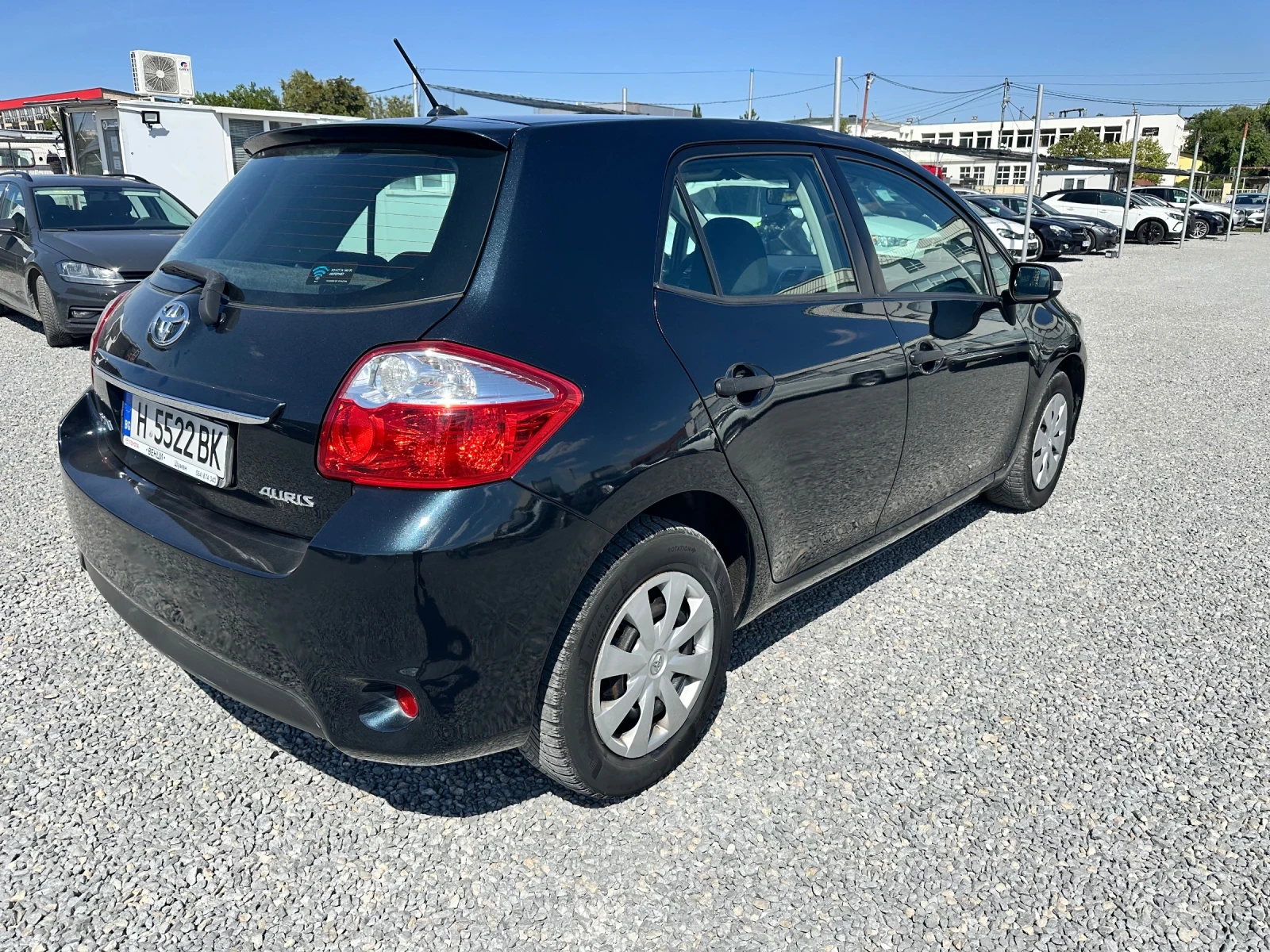 Toyota Auris 1.3 i- 99ps - изображение 7