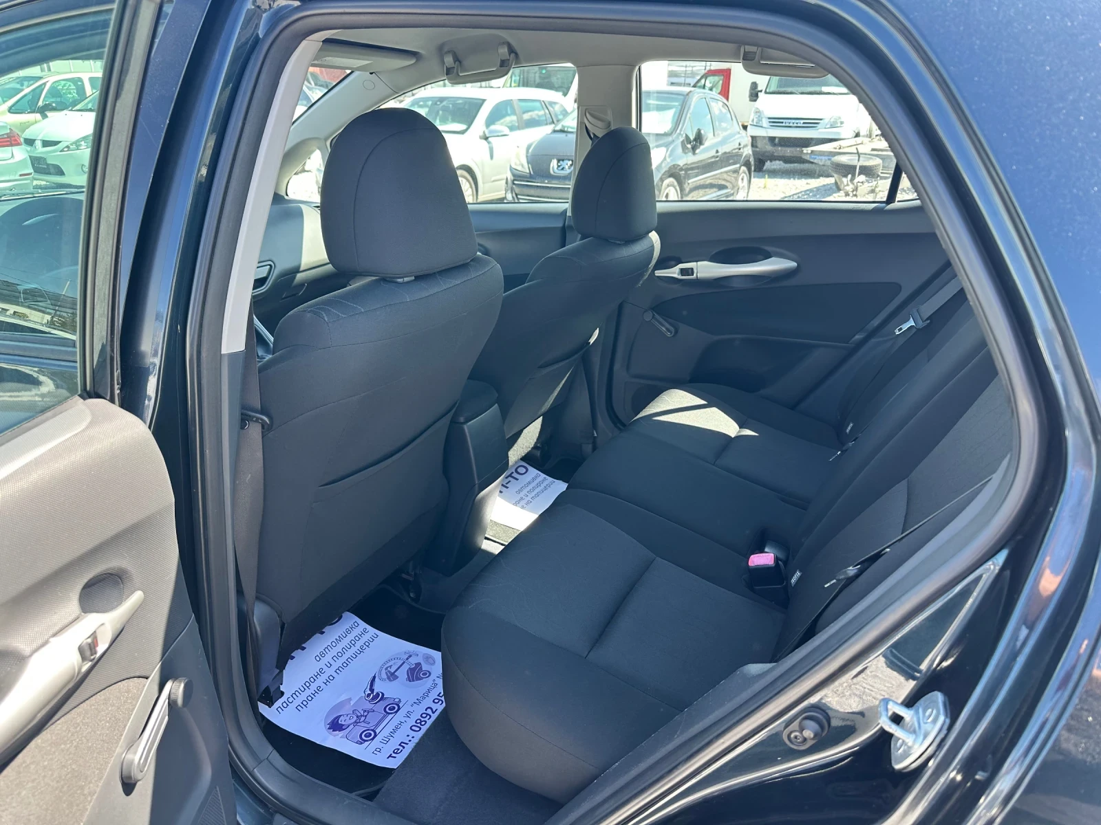 Toyota Auris 1.3 i- 99ps - изображение 10