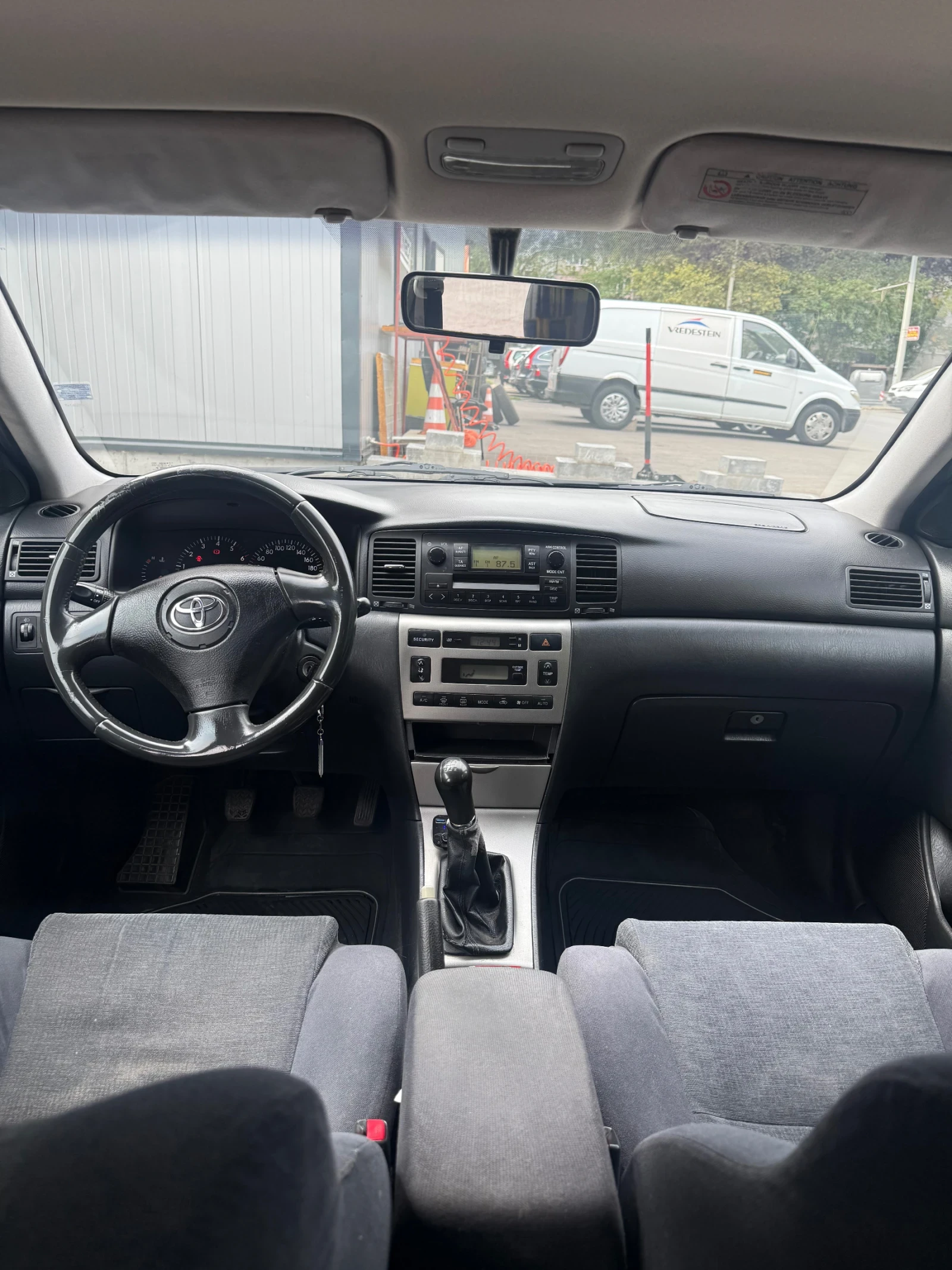 Toyota Corolla  - изображение 9