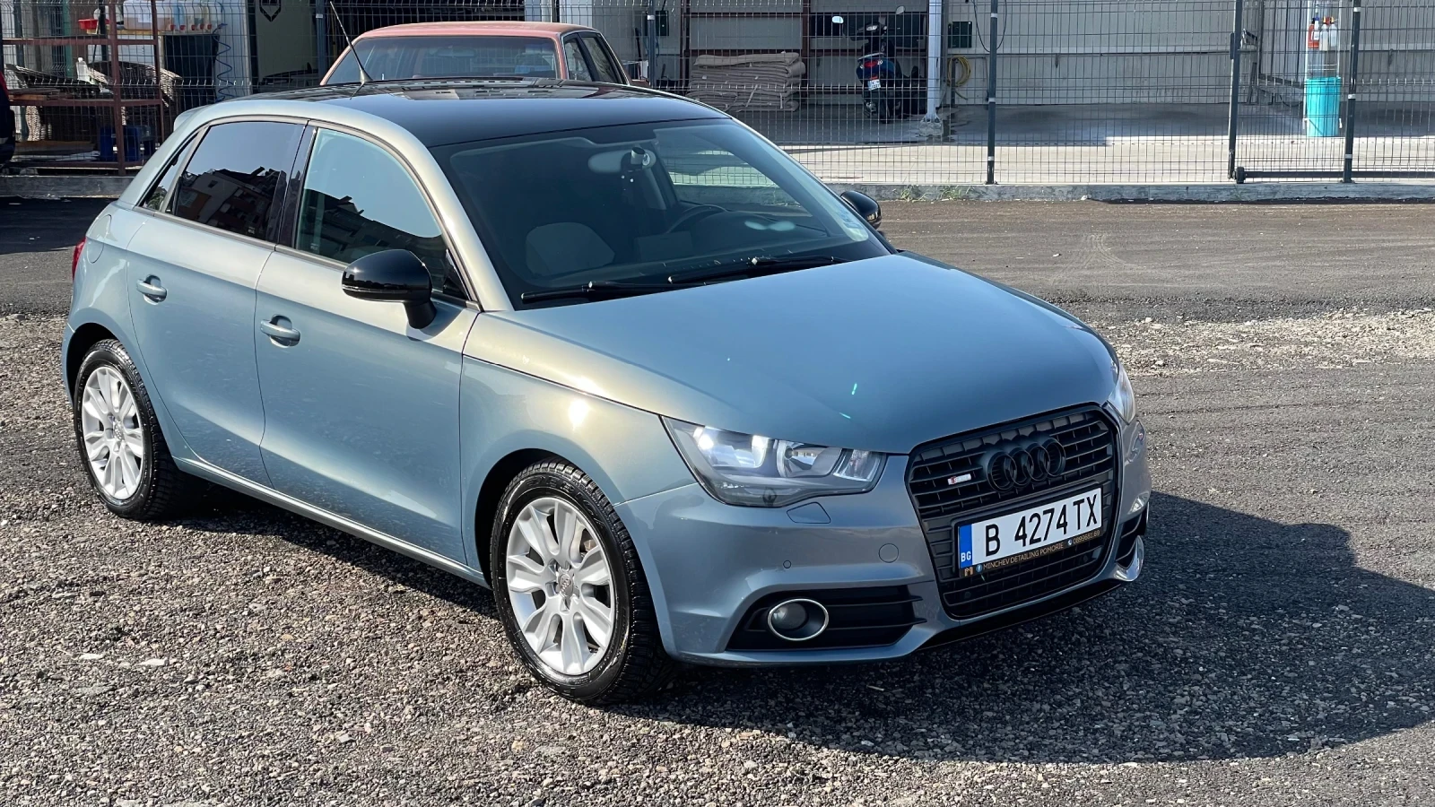 Audi A1 1.6 avtomat 130000km Топ състояние без забележка  - изображение 3
