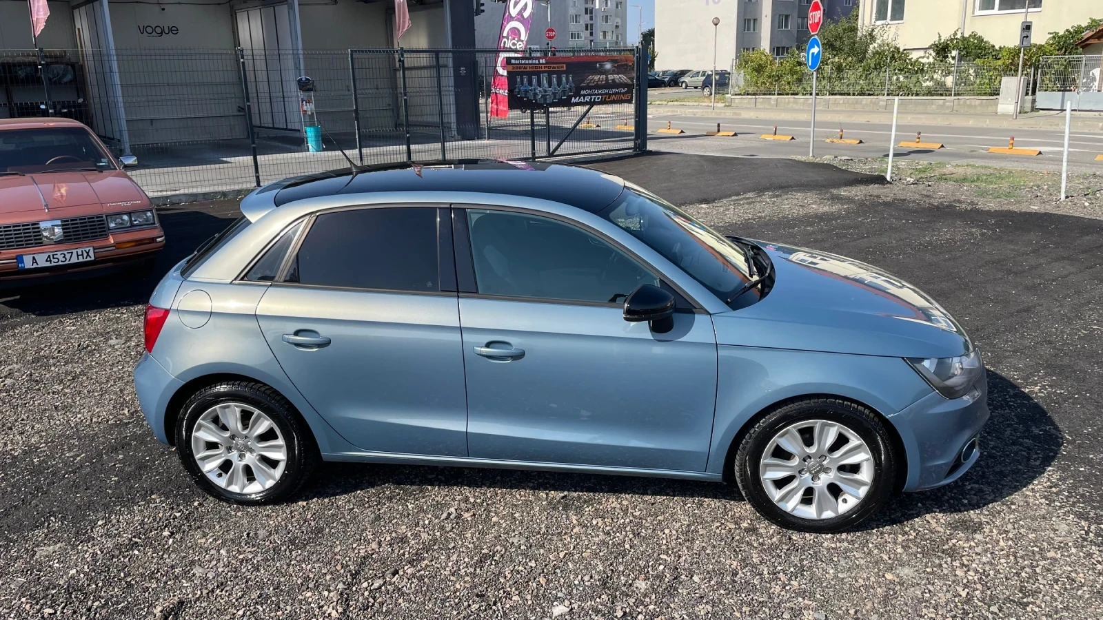 Audi A1 1.6 avtomat 130000km Топ състояние без забележка  - изображение 4