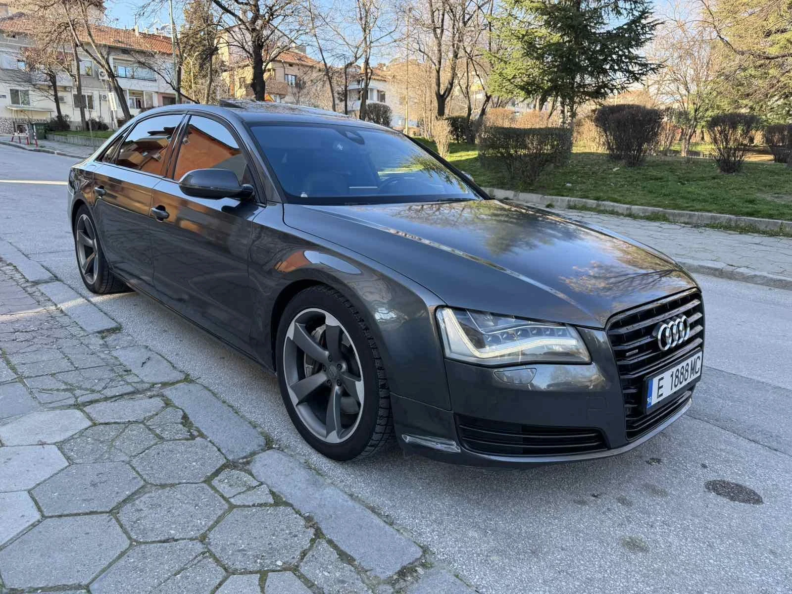 Audi A8 4.2 TDI Long ТОП, снимка 2 - Автомобили и джипове - 53758871