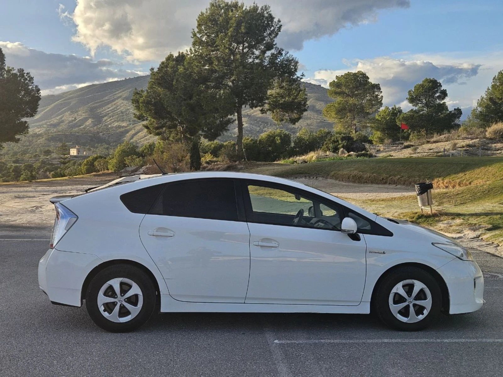 Toyota Prius 1.8 ������ | Mobile.bg � ����������� 9