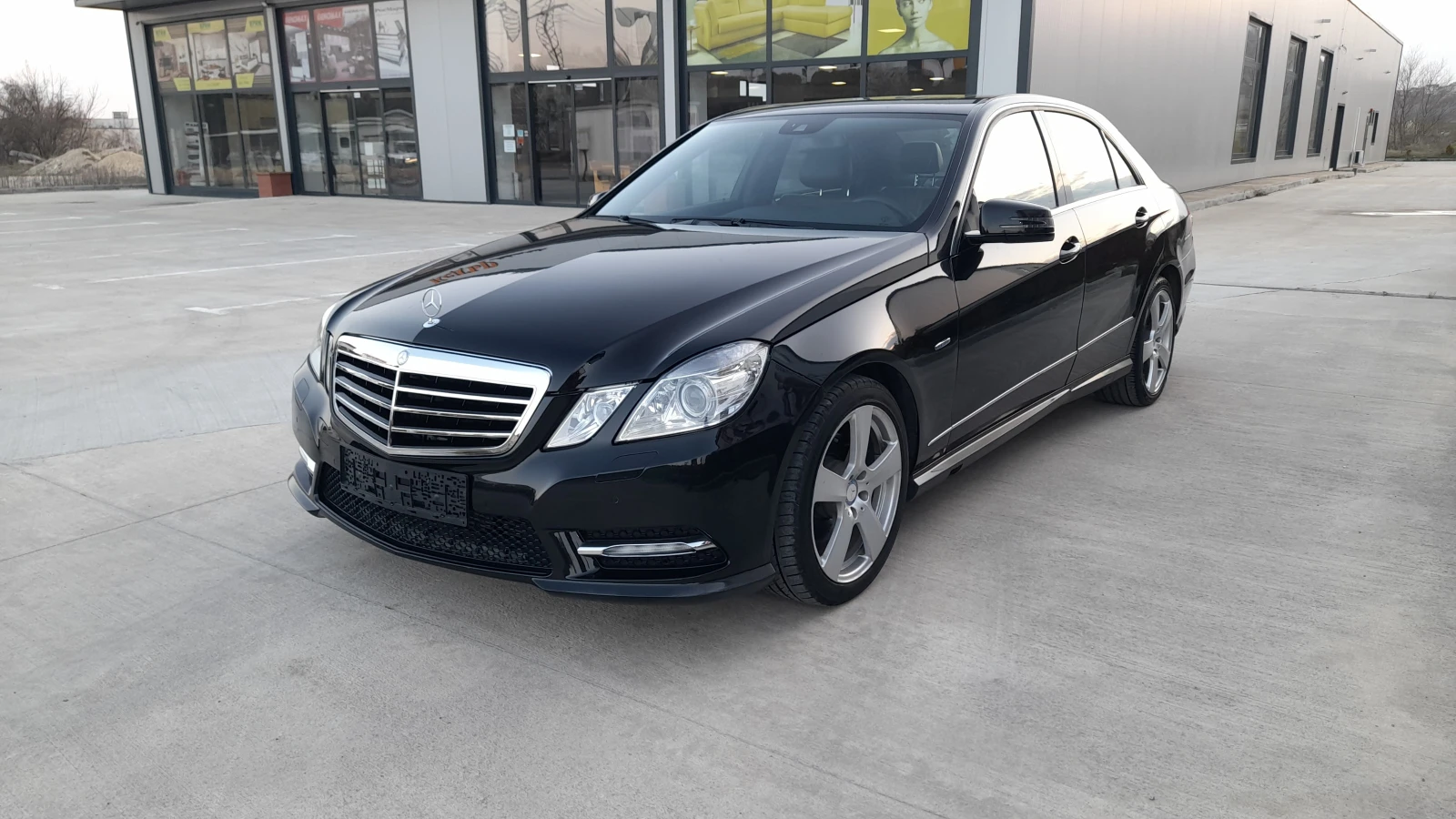 Mercedes-Benz E 250 CDI 4X4 AMG , снимка 5 - Автомобили и джипове - 53978154