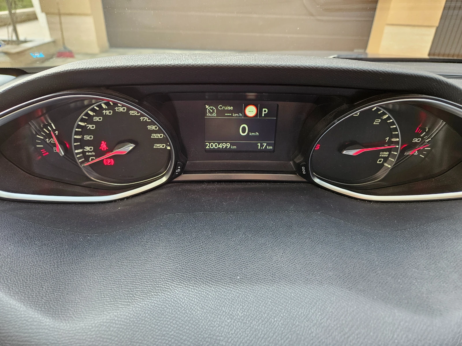 Peugeot 308 SW 2.0 BlueHDI, снимка 9 - Автомобили и джипове - 54227900