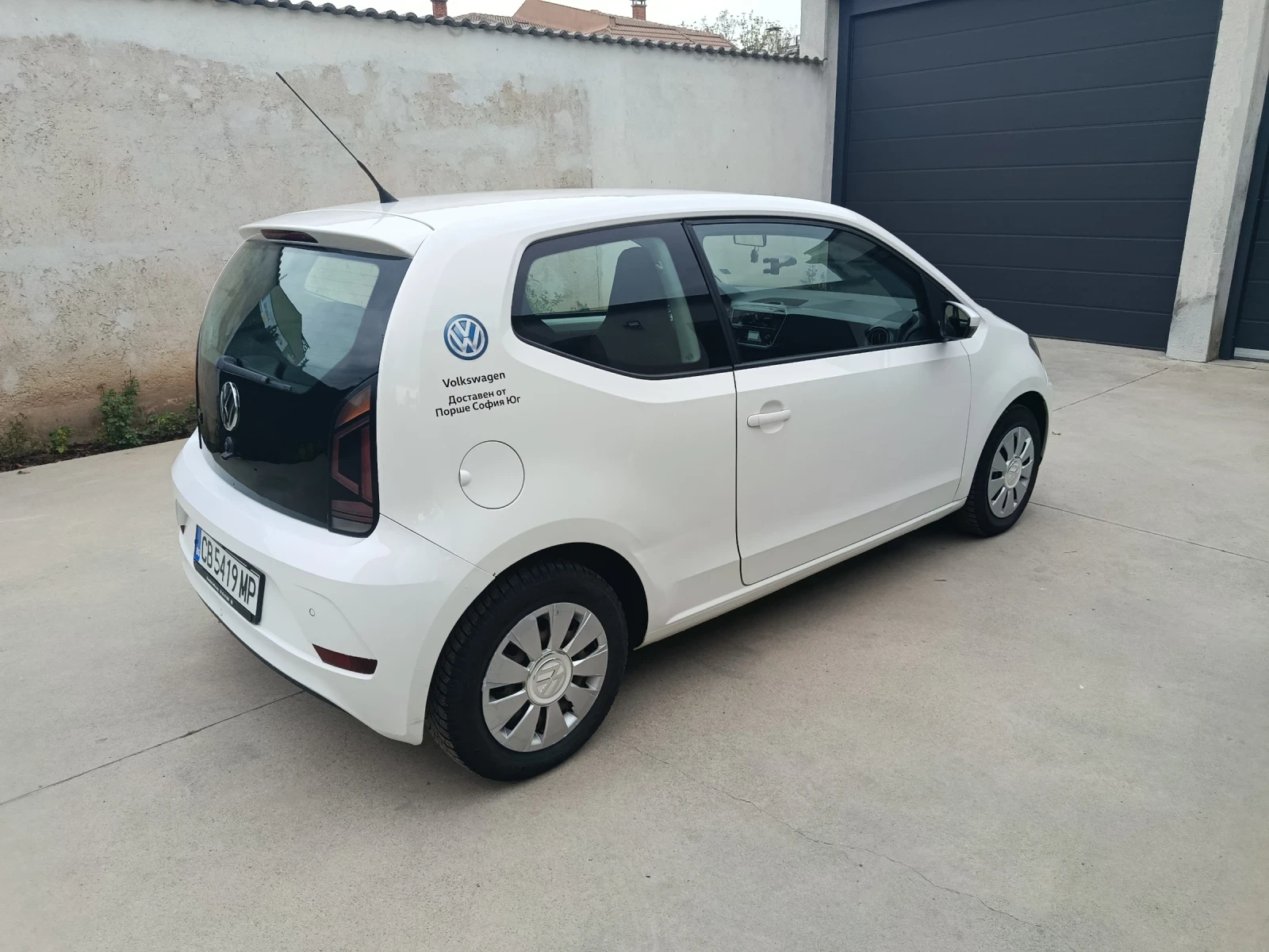 VW Up, снимка 4 - Автомобили и джипове - 54456450