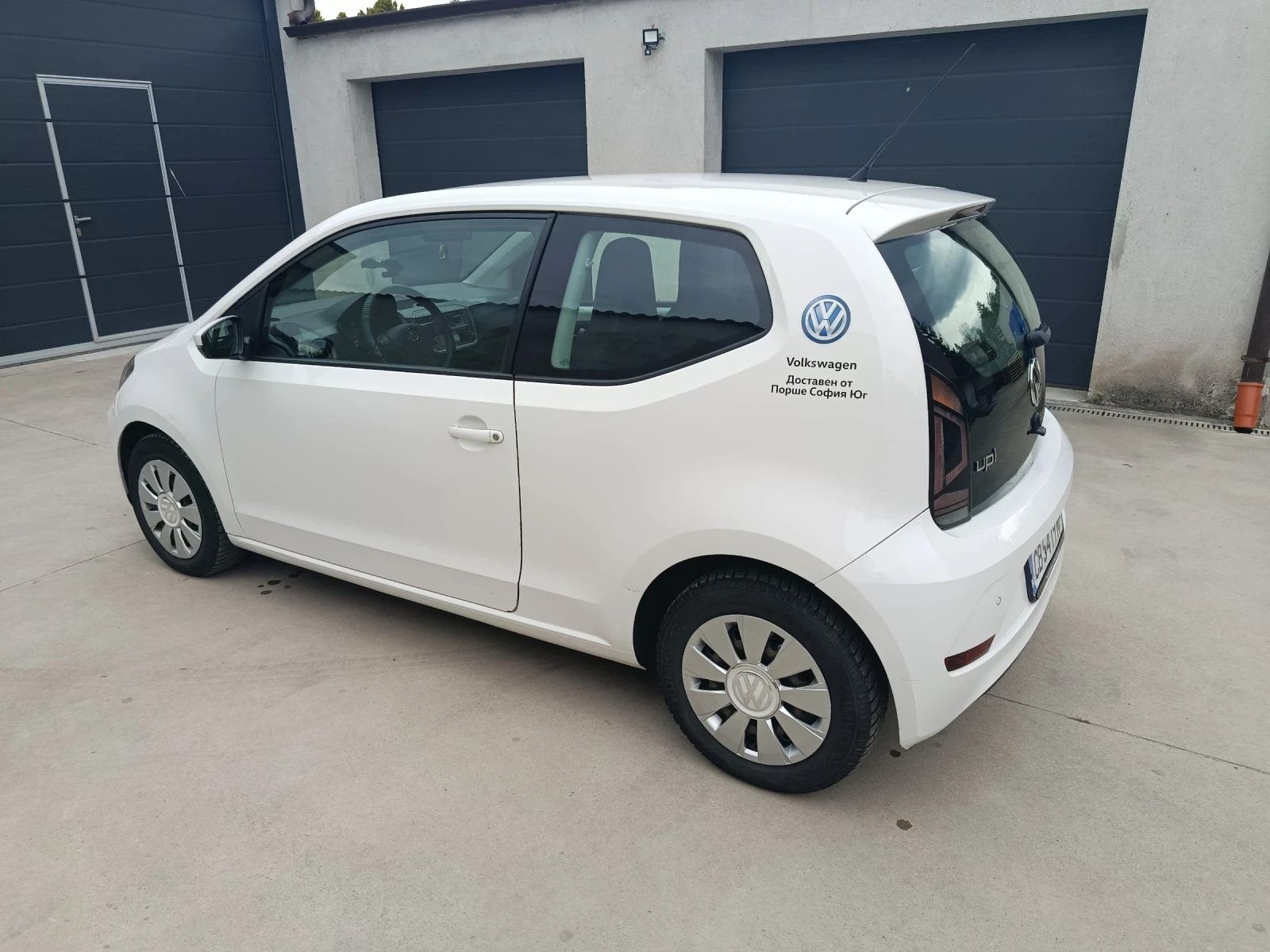 VW Up, снимка 6 - Автомобили и джипове - 54456450