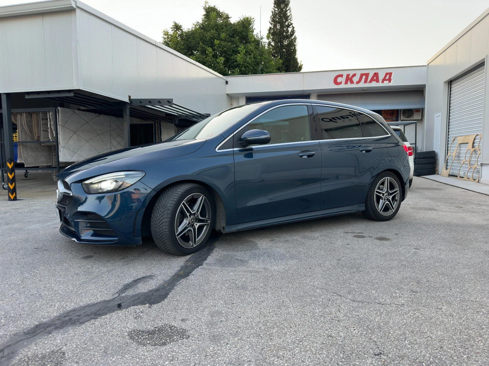 Mercedes-Benz B 200, снимка 3 - Автомобили и джипове - 54792757