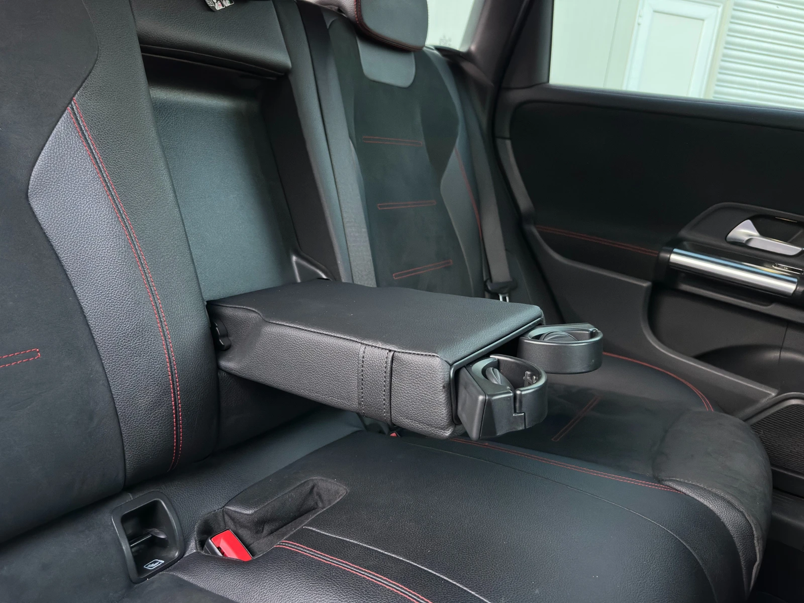 Mercedes-Benz B 200, снимка 13 - Автомобили и джипове - 54792757
