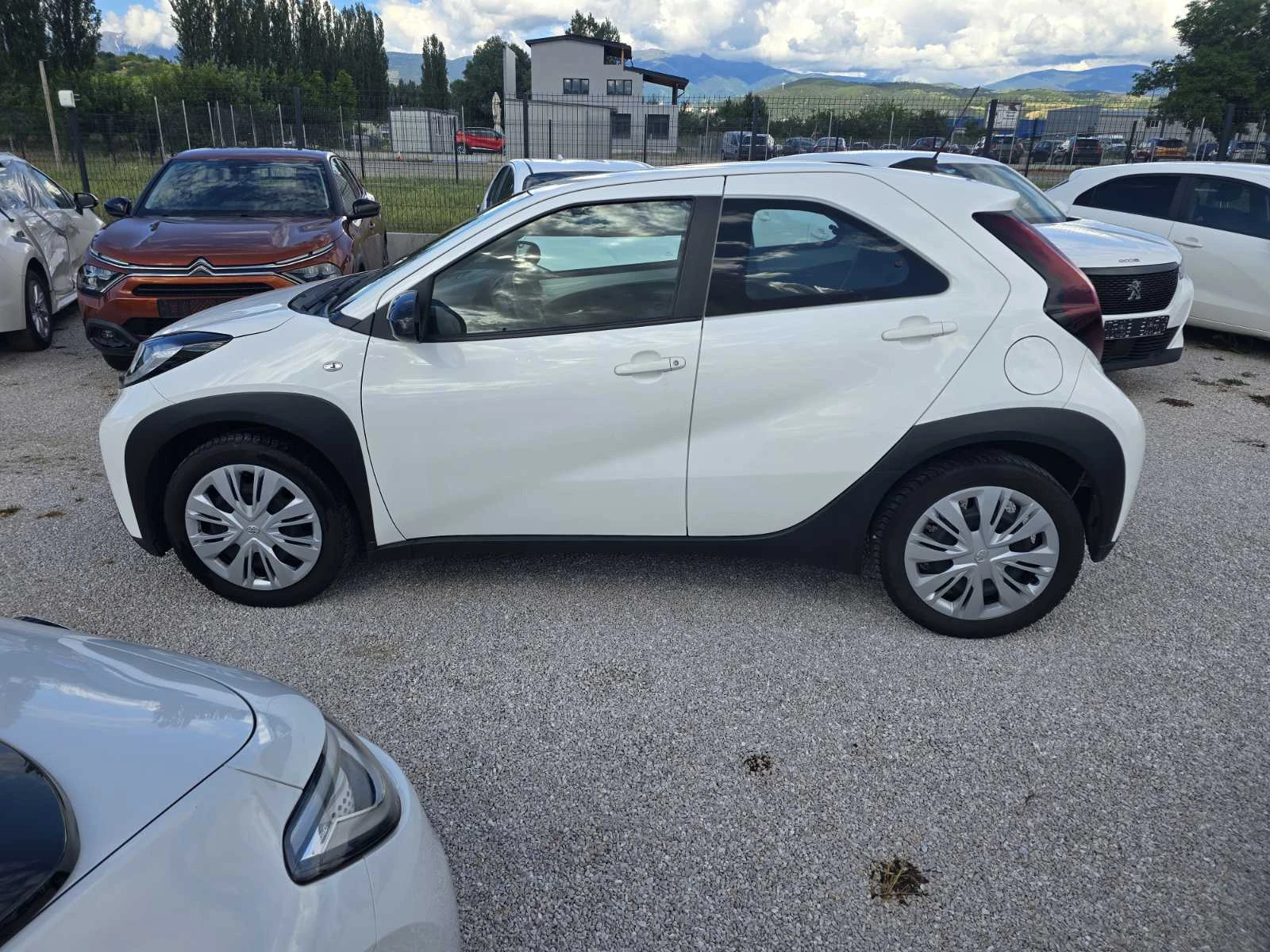 Toyota Aygo 1.0 VVT-i CVT ���������| ������| ��������� | Mobile.bg � ����������� 9