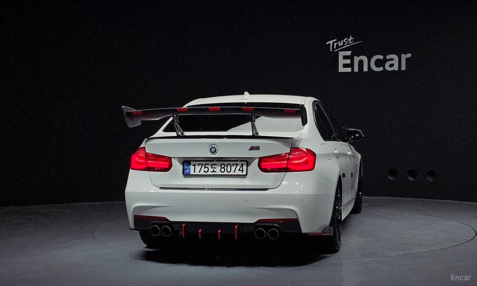 BMW 320 M-sport, снимка 4 - Автомобили и джипове - 55048974