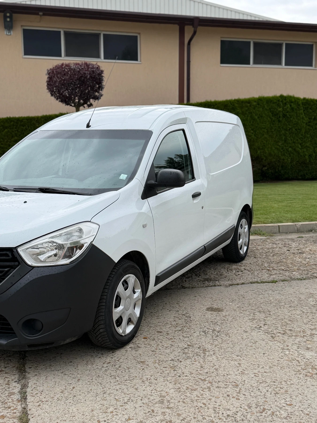 Dacia Dokker, снимка 2 - Автомобили и джипове - 55392503