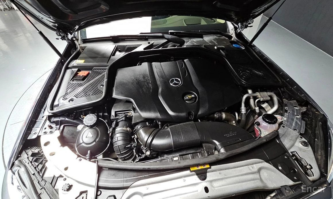 Mercedes-Benz C 220, снимка 6 - Автомобили и джипове - 55402291