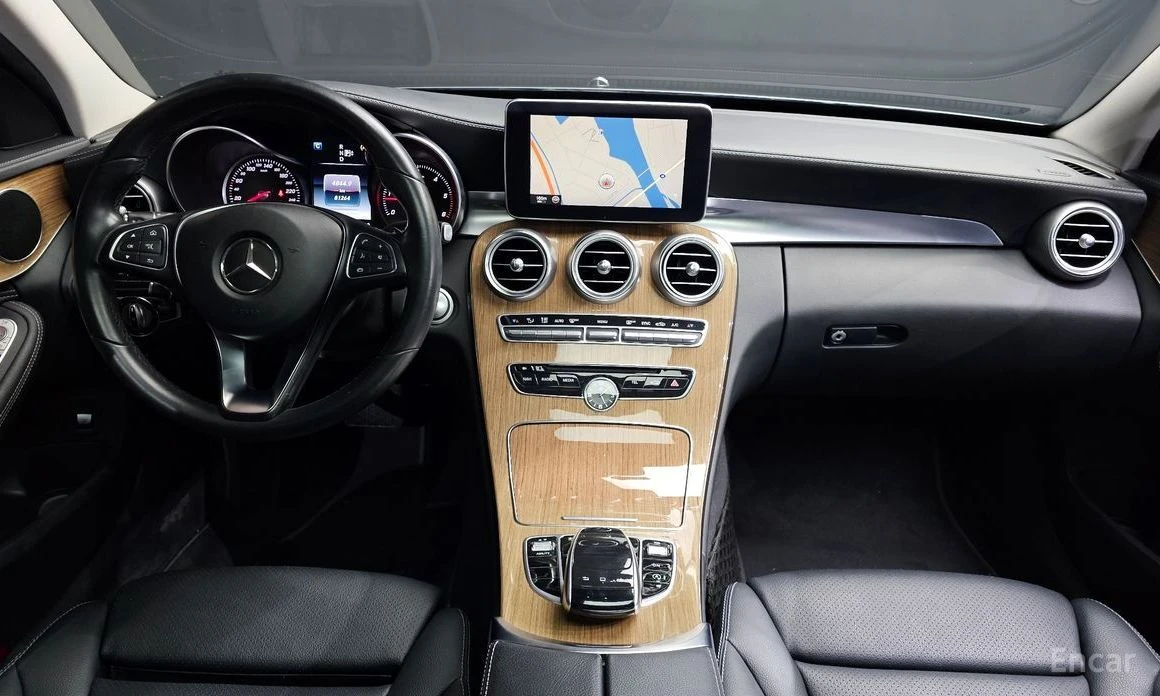 Mercedes-Benz C 220, снимка 7 - Автомобили и джипове - 55402291