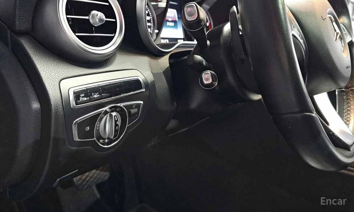 Mercedes-Benz C 220, снимка 13 - Автомобили и джипове - 55402291