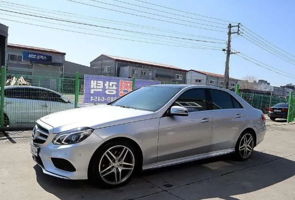 Mercedes-Benz E 350 CDI * AMG LINE * ОБДУХВАНЕ * 360 КАМЕРА * 
