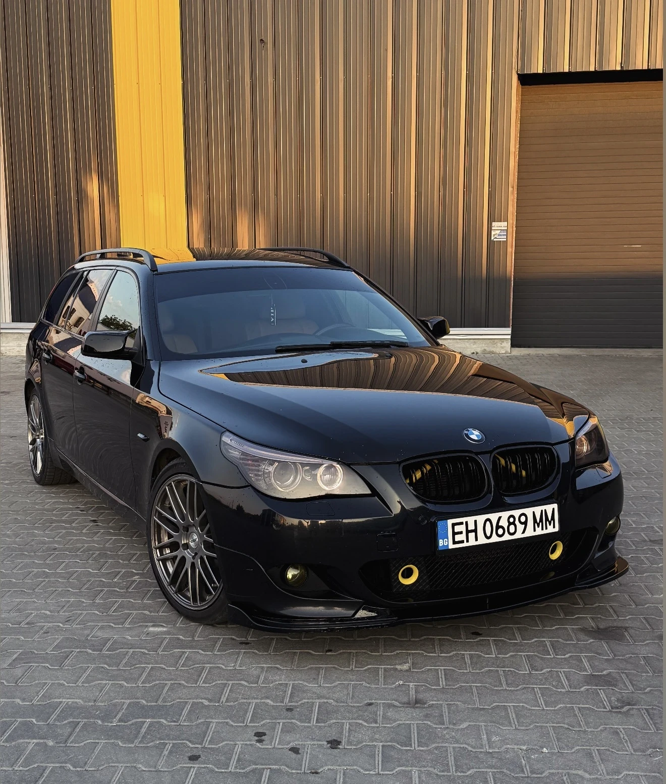 BMW 525, снимка 2 - Автомобили и джипове - 56060578